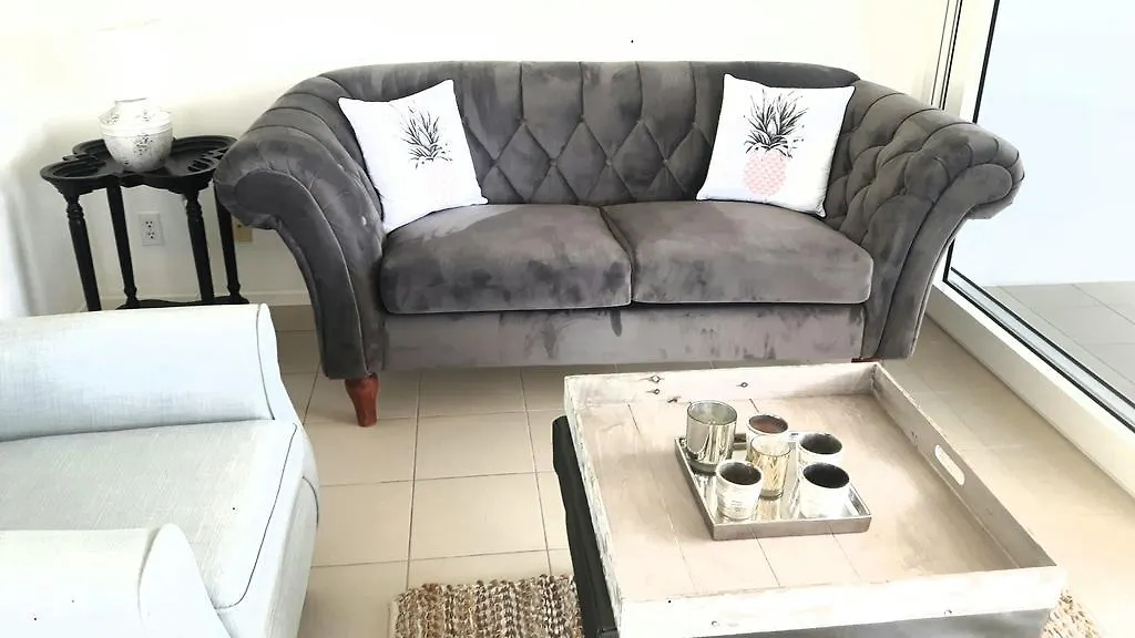 Villa Beach Culture House Willemstad