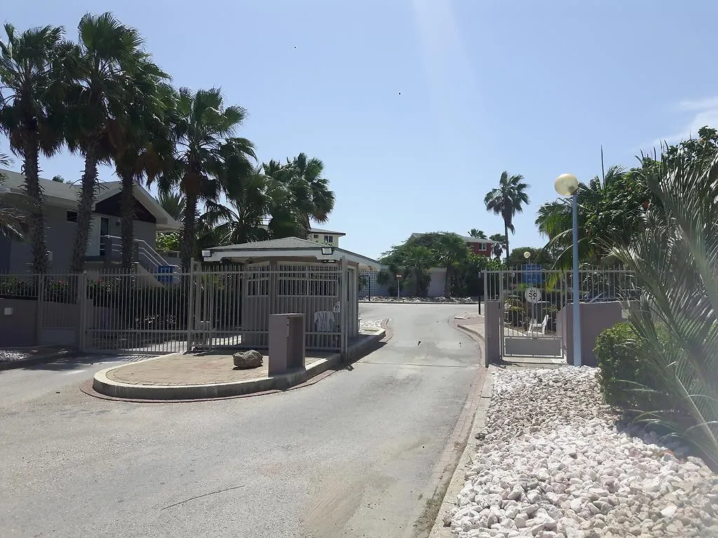הוילה וילמסטאד Beach Culture House קוראסאו