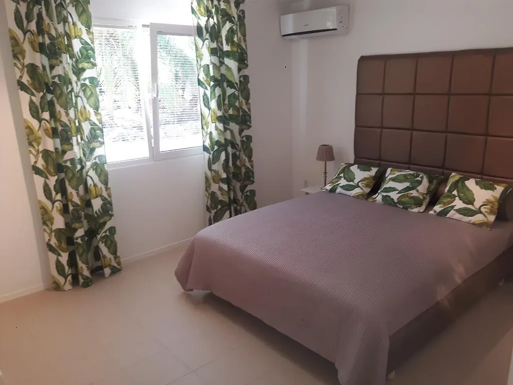 הוילה וילמסטאד Beach Culture House 0*,  קוראסאו